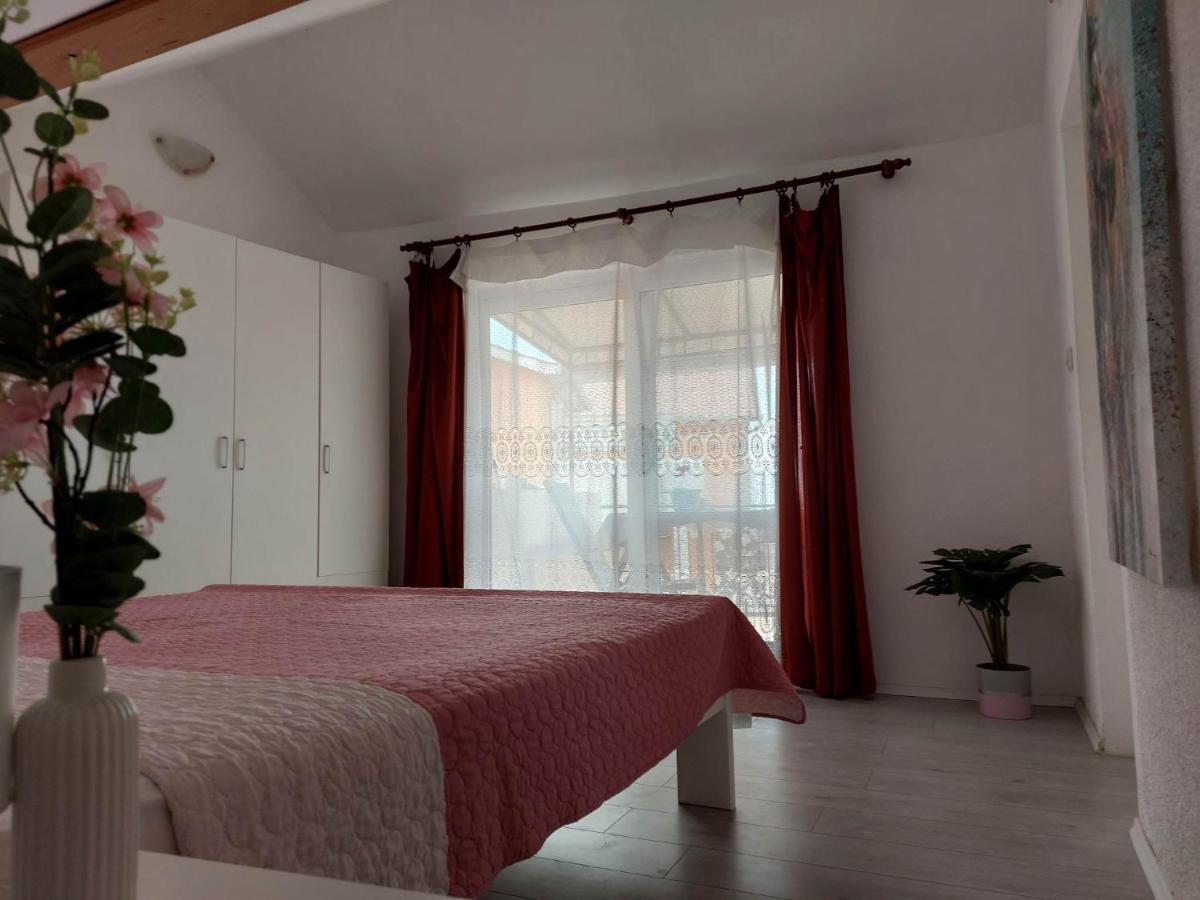 Apartmani Mare Sibenik Luaran gambar